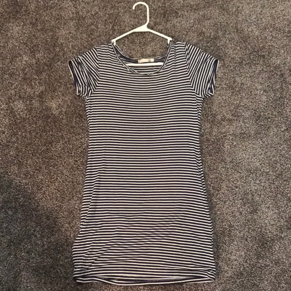 Fitted black and white dress